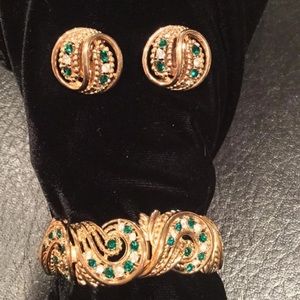 Vintage Boucher Bracelet # 7025 Earrings # 6846